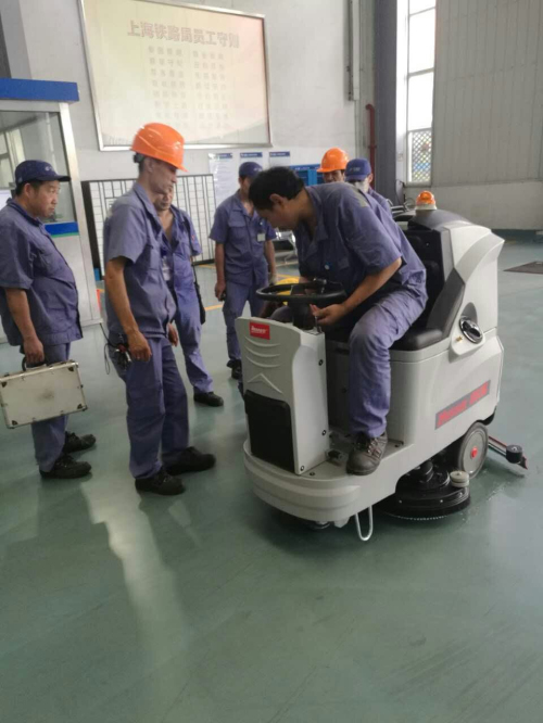 柳州車間洗地機(jī)