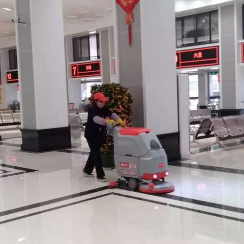 南寧洗地機(jī)