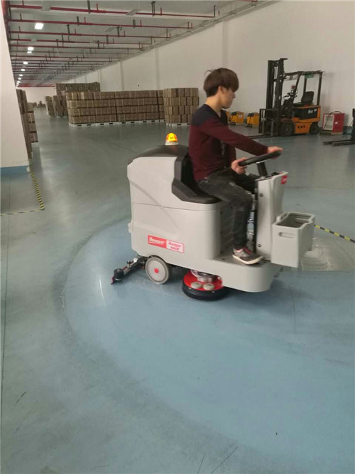 柳州車(chē)間洗地機(jī)