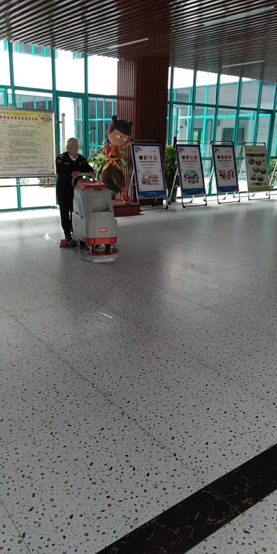 廣西電瓶洗地機