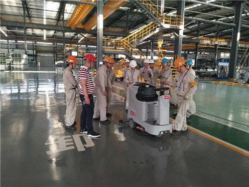 柳州工業(yè)洗地機(jī)