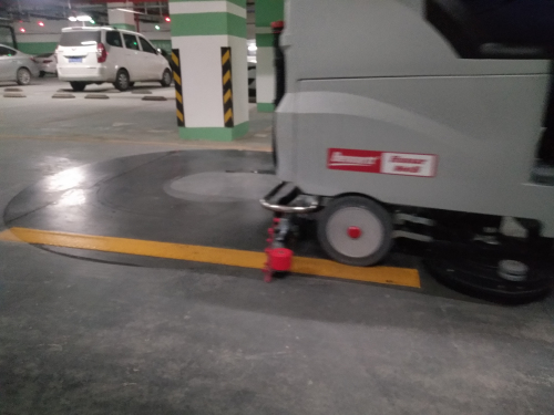 南寧洗地車(chē)